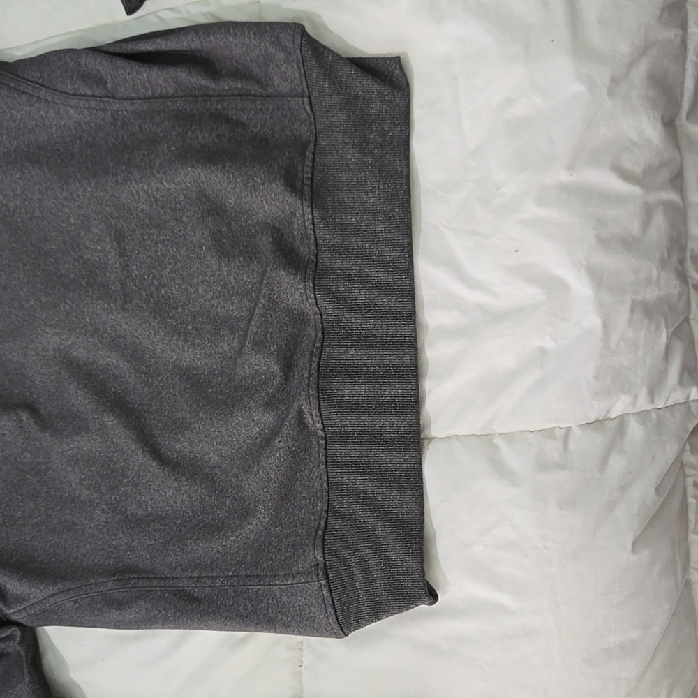 Lululemon jacket - Picture 10 of 10